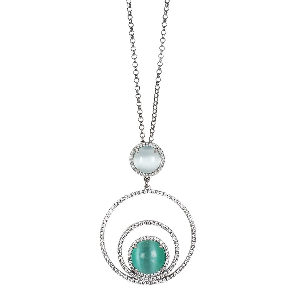 Collana lunga con cerchi concentrici di zirconi e cabochon celeste gatteggiante