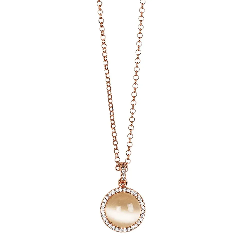 Collana lunga con pendente cabochon beige gatteggiante su base di zirconi