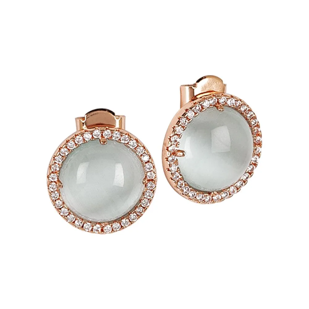 Orecchini a lobo con zirconi e cabochon celeste gatteggiante