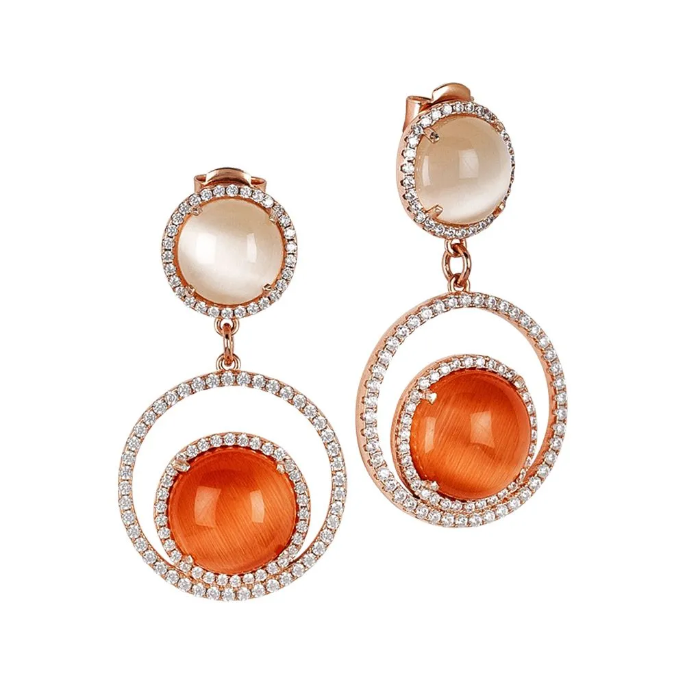 Orecchini con zirconi e cabochon beige e arancione gatteggiante