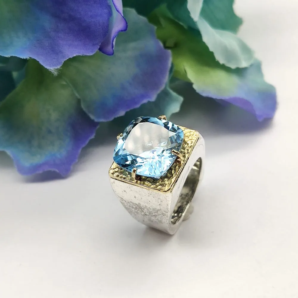 Anello Scudo Topazio