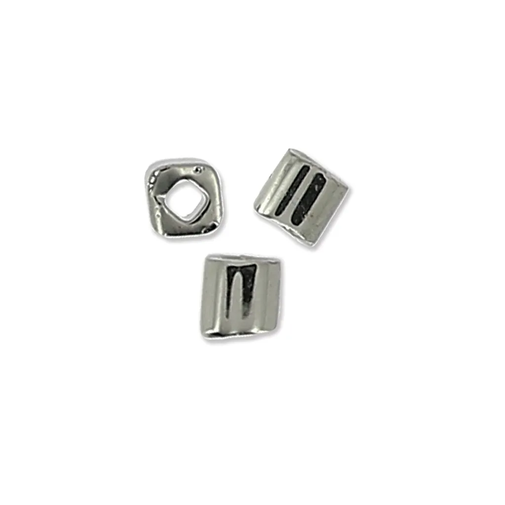 Cubi Toho 1.5 mm TC-01-711 - Silver Nickel Plated x5g