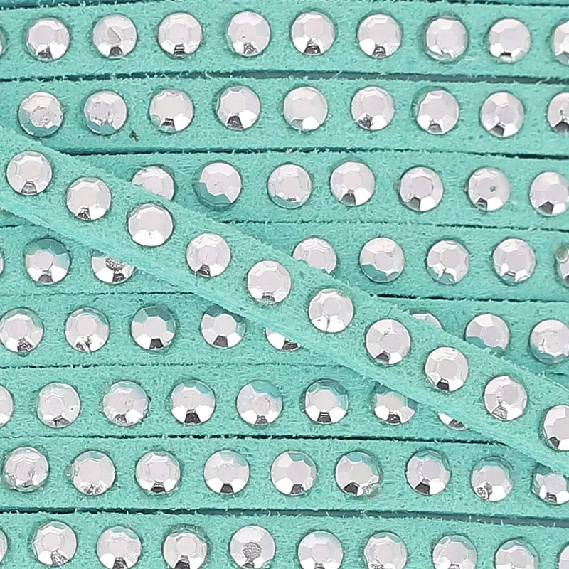 Laccetto pelle borchiato 3 mm Light Turquoise/Argenté x5m