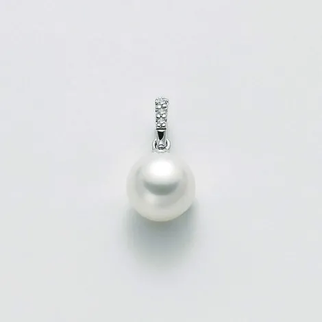Pendente Miluna Oro 18kt Perla Diametro 7,5mm e Diamanti 0.09 ct PPF305