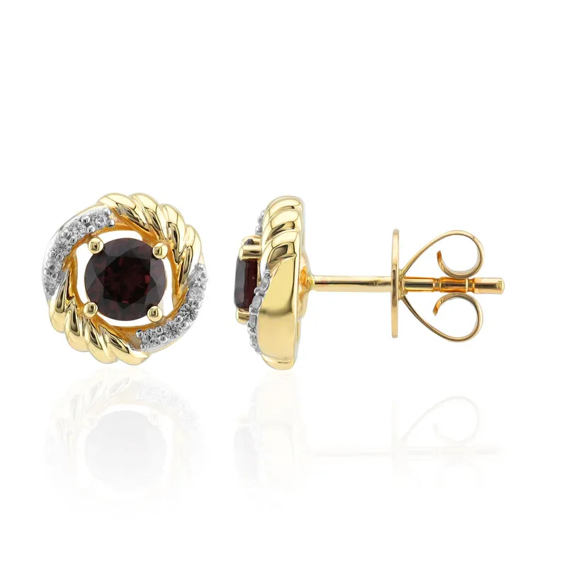 Orecchini in oro con Rubino Songea