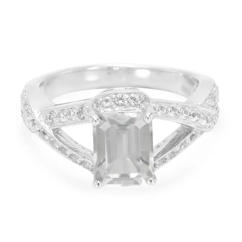 Anello in argento con Topazio Ghiaccio