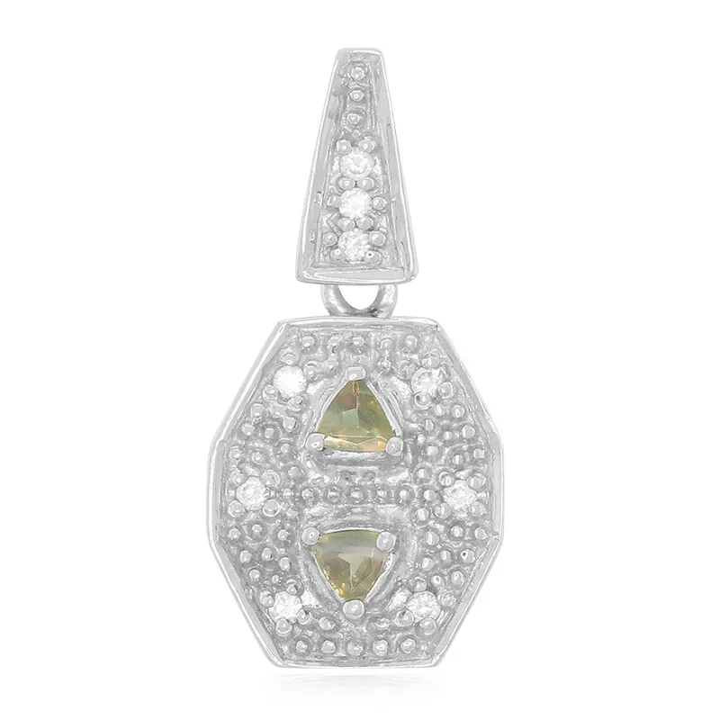 Ciondolo placcato in platino con Alessandrite Brasiliana