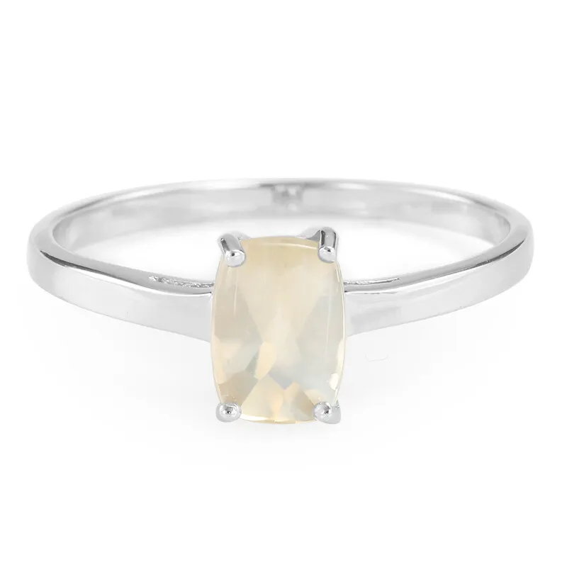 Anello in argento con Pietra del Sole Lunare